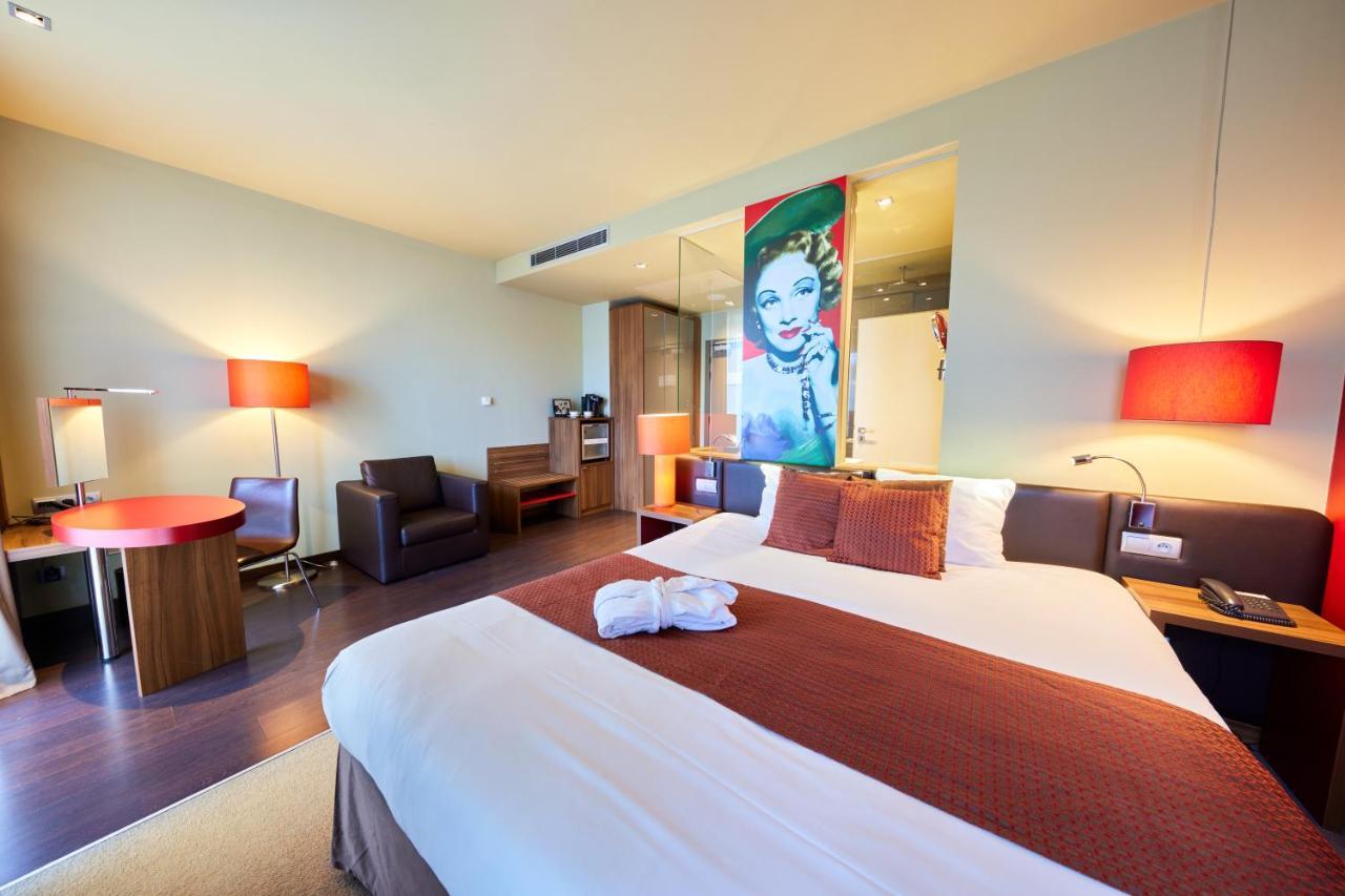 Superior Room 1 Double Bed Minibar